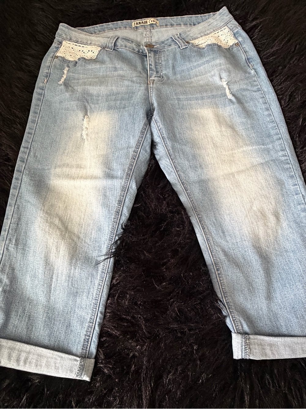 Zanadi Light Wash Boyfriend Jeans with Lace Trim